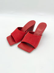 CLARA【RED】- 36.5 AS IS