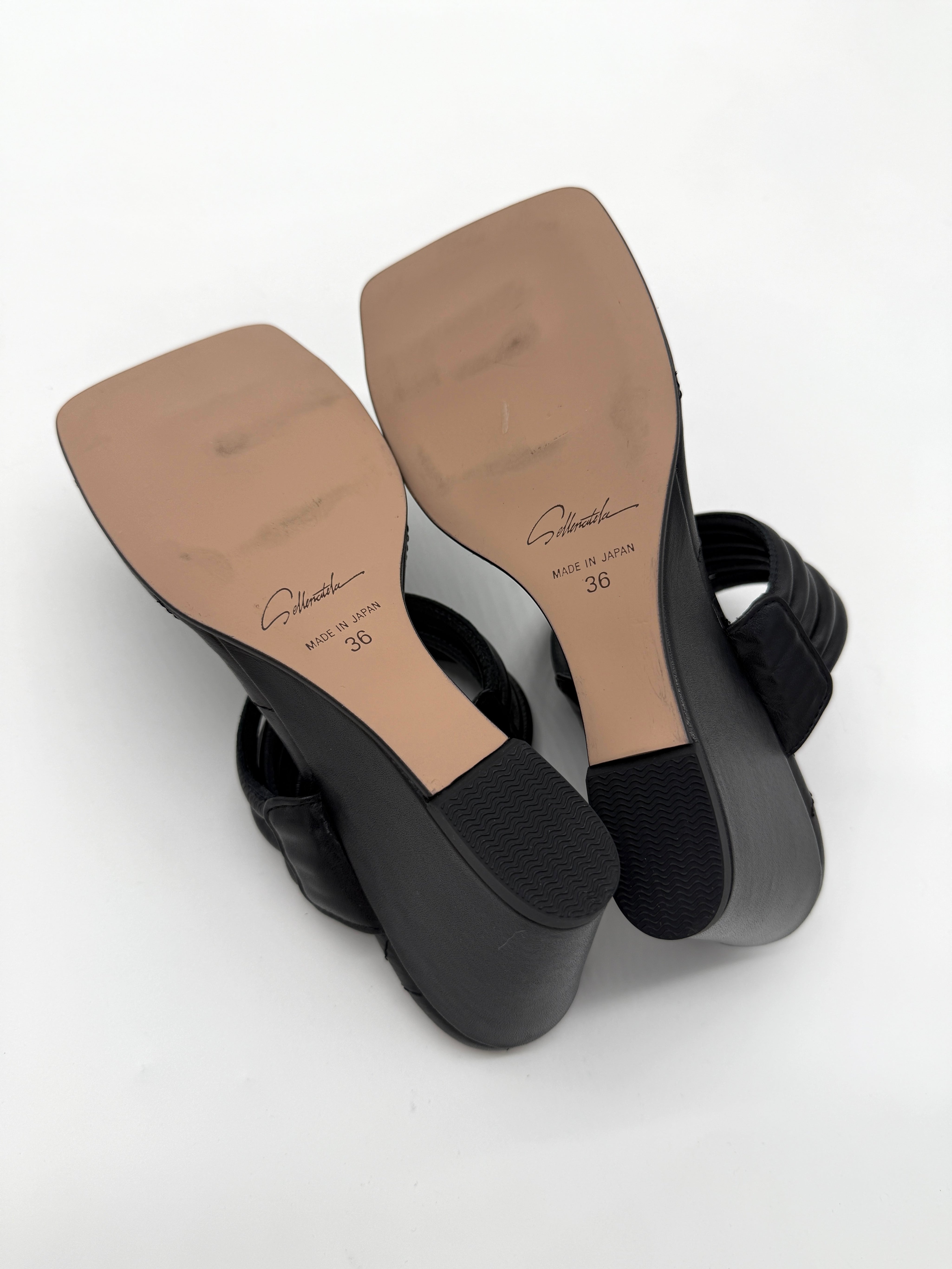 SIMONE【BLACK】- 36 ASIS