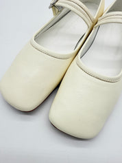 MARY J.【IVORY】- 37 AS-IS