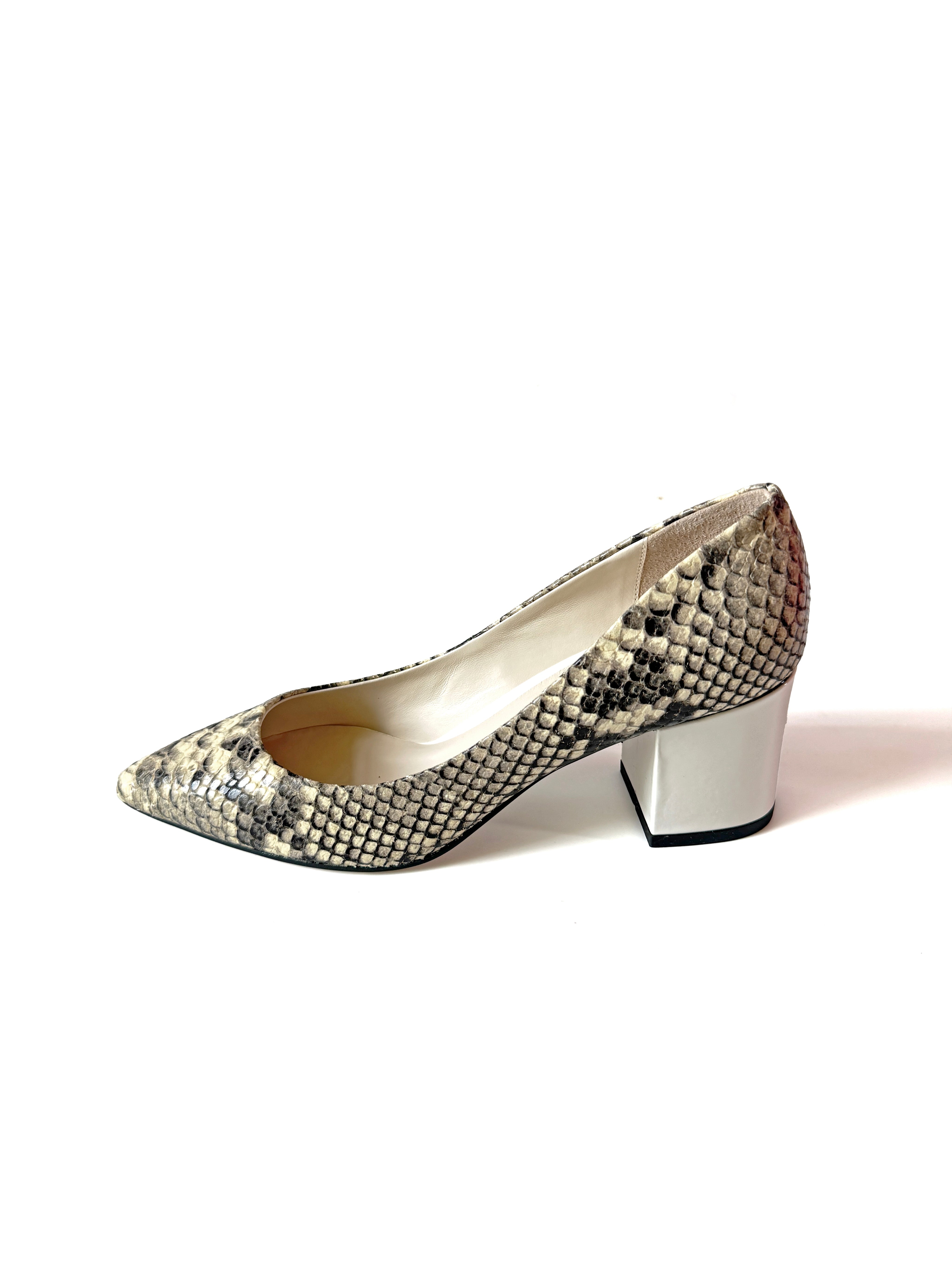 SAMPLE 16 - size 35.5