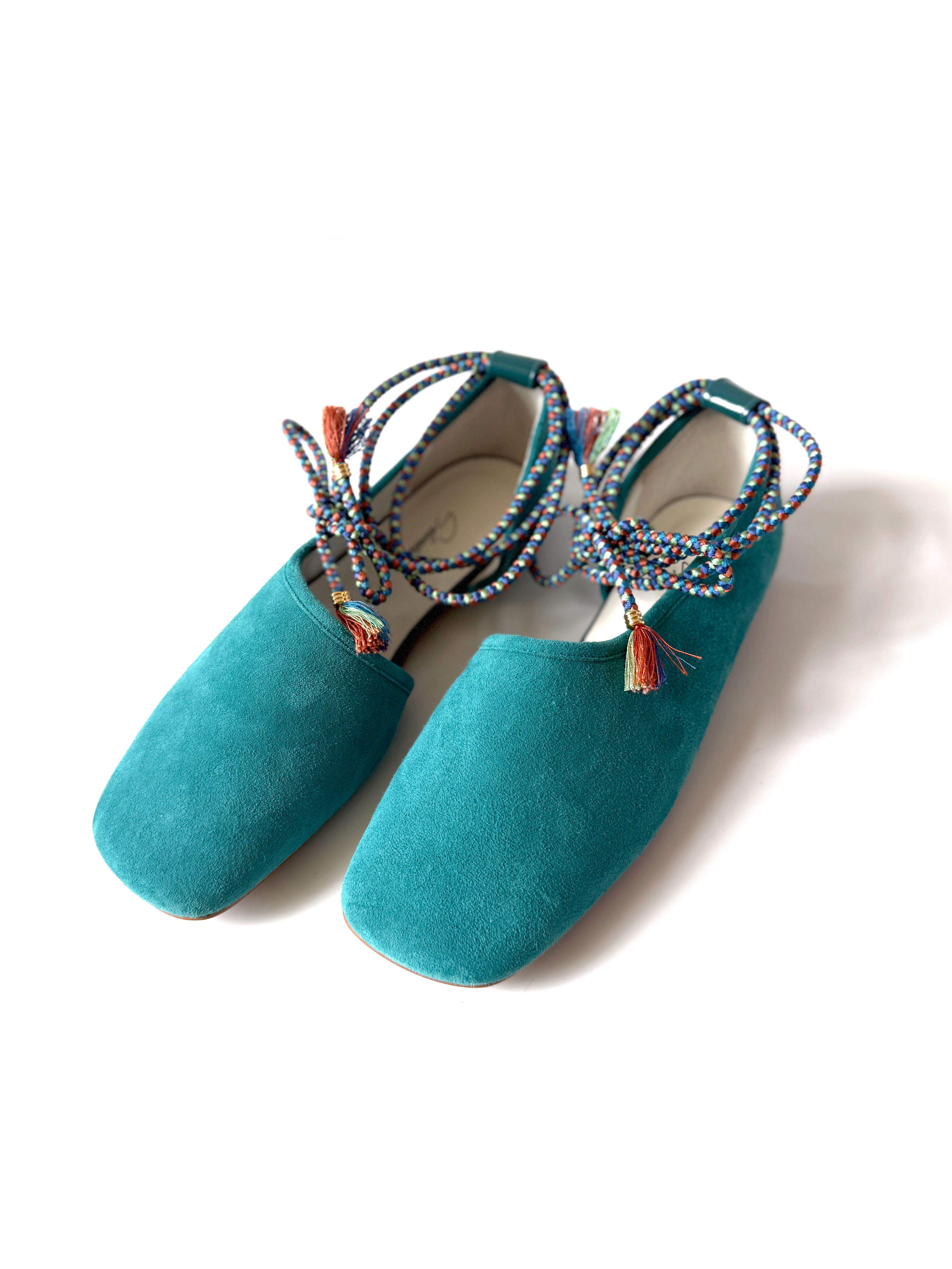 SAMPLE 22 - size 35.5