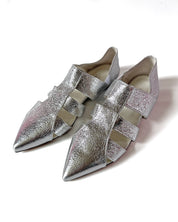 SAMPLE 42 - size 37.5