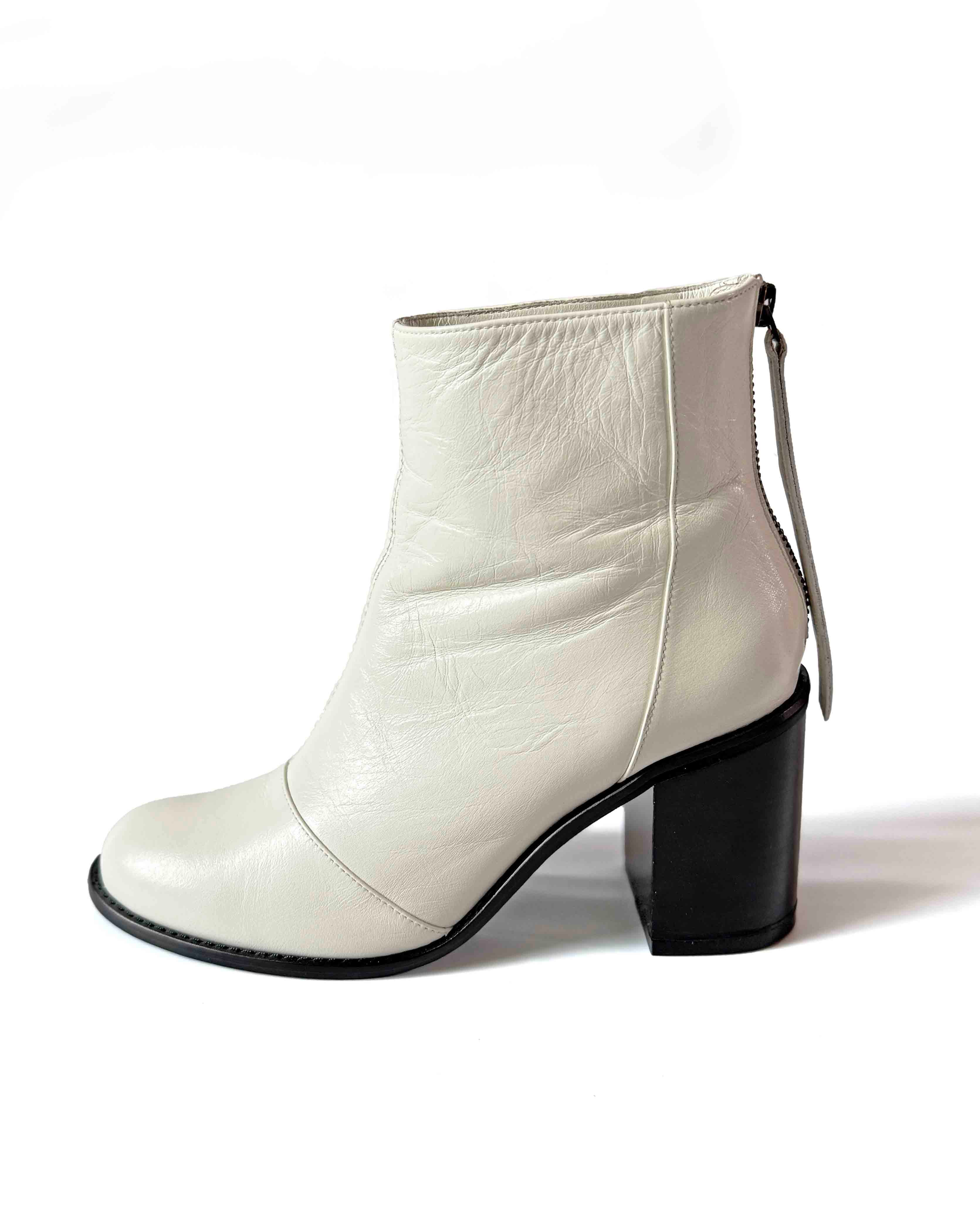 SAMPLE 46 - size 37